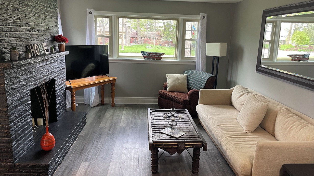 Photo of Livingroom in Rockford