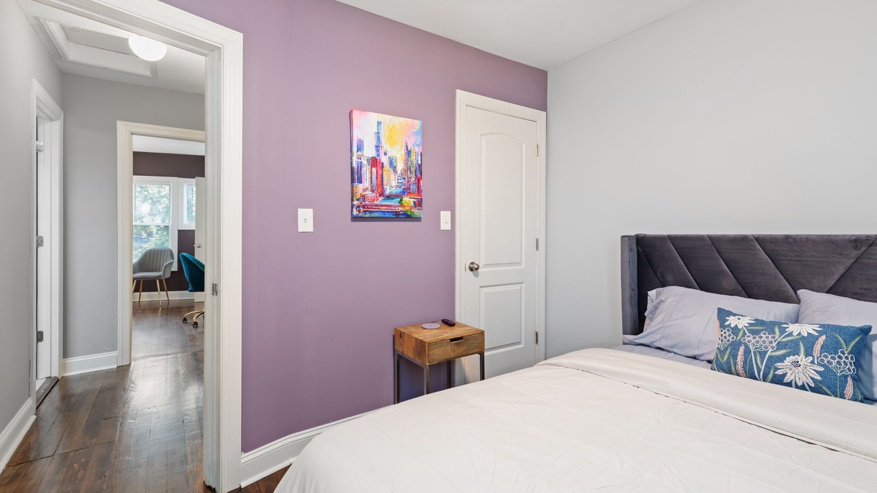 Photo of Bedroom in Maywood