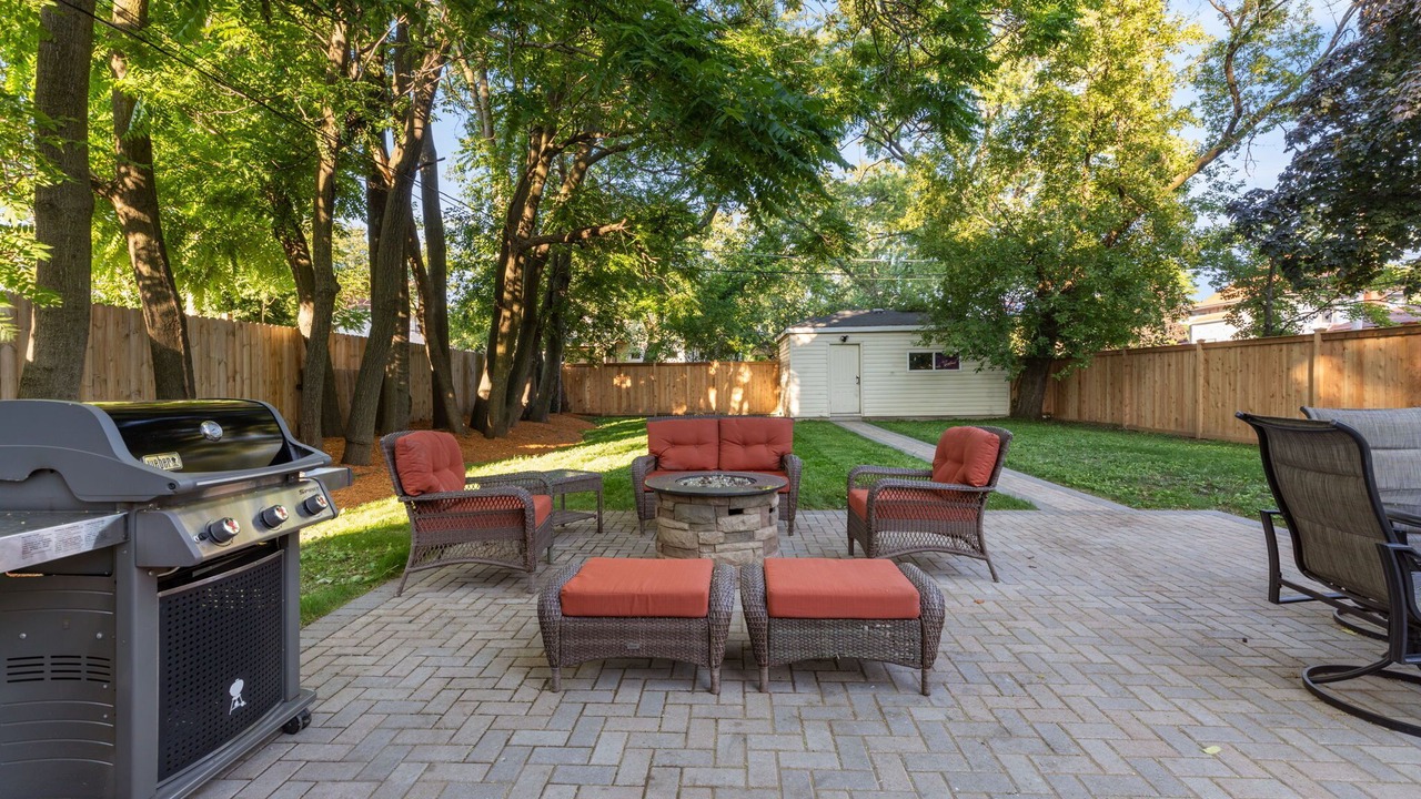 Photo of Outdoor in Maywood