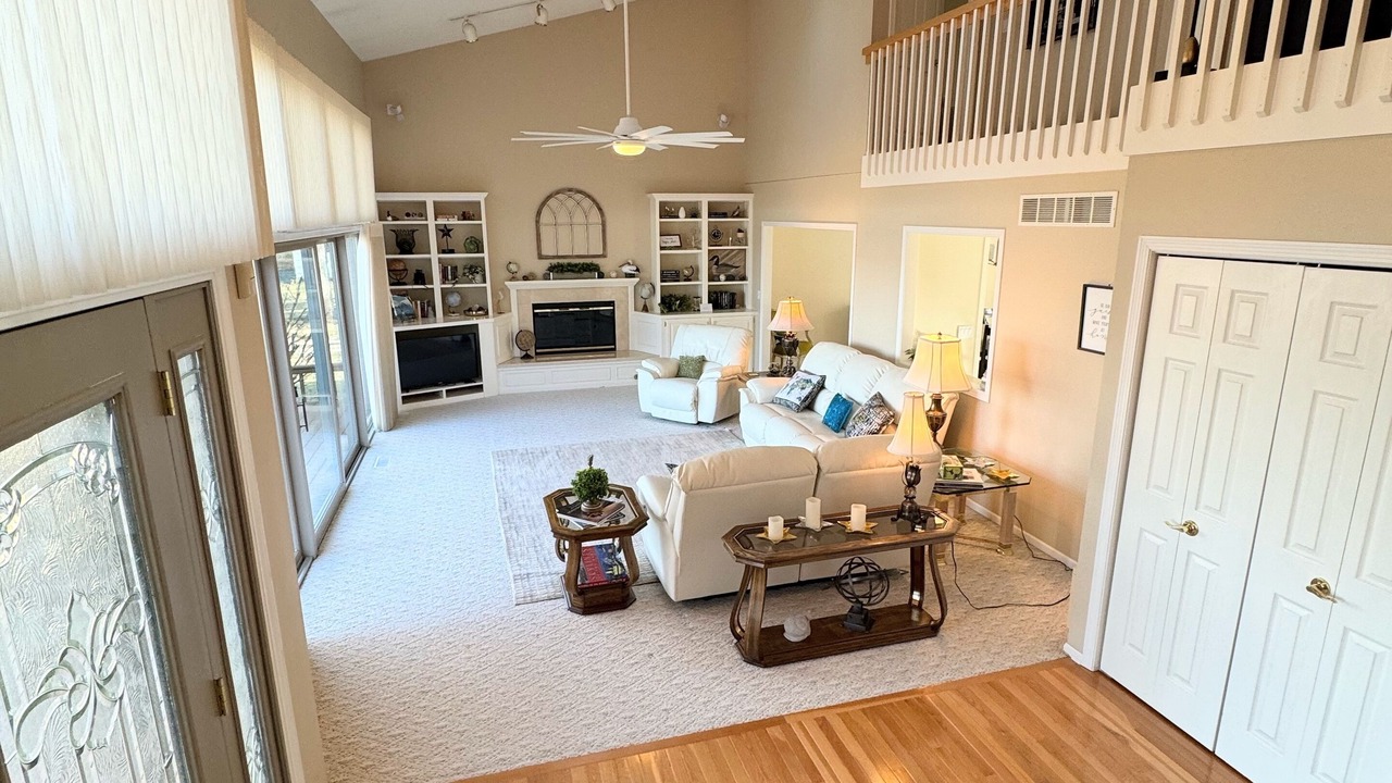 Photo of Livingroom in Port Byron