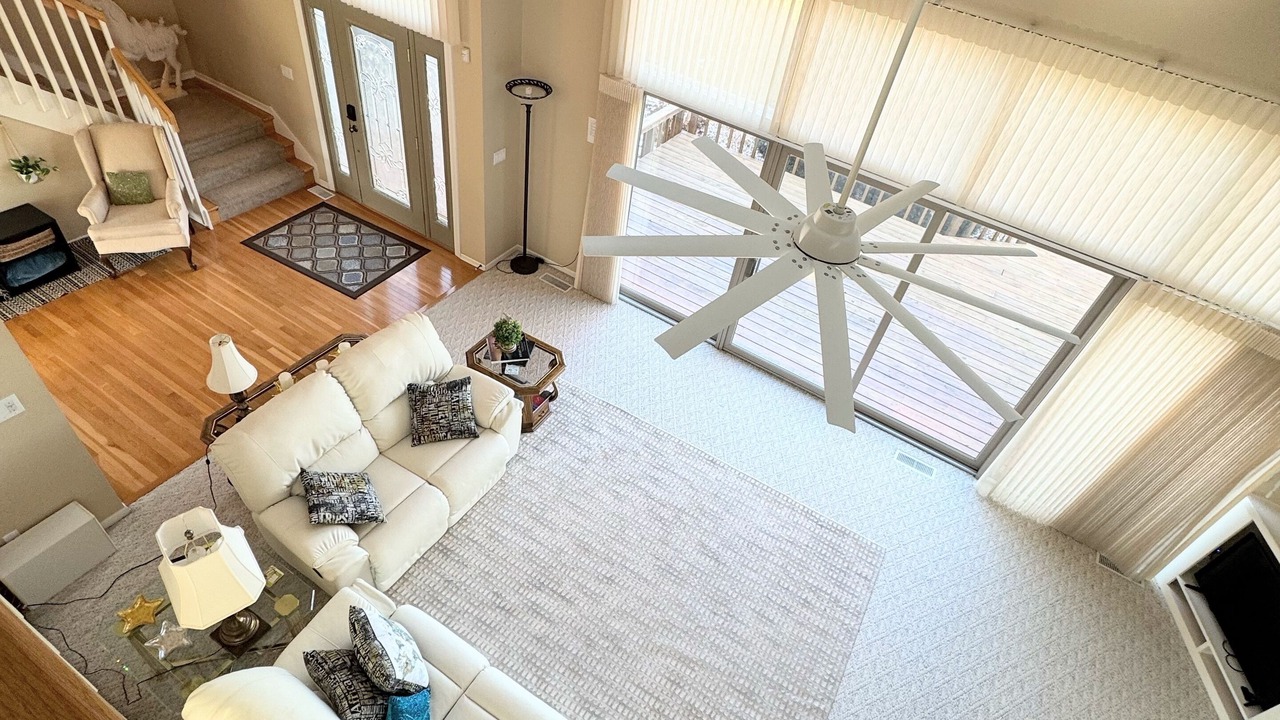 Photo of Livingroom in Port Byron