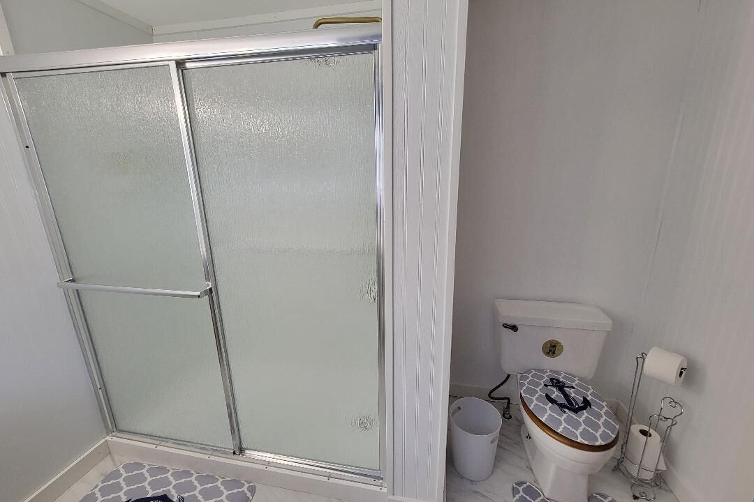 Photo of Bathroom in Oraville