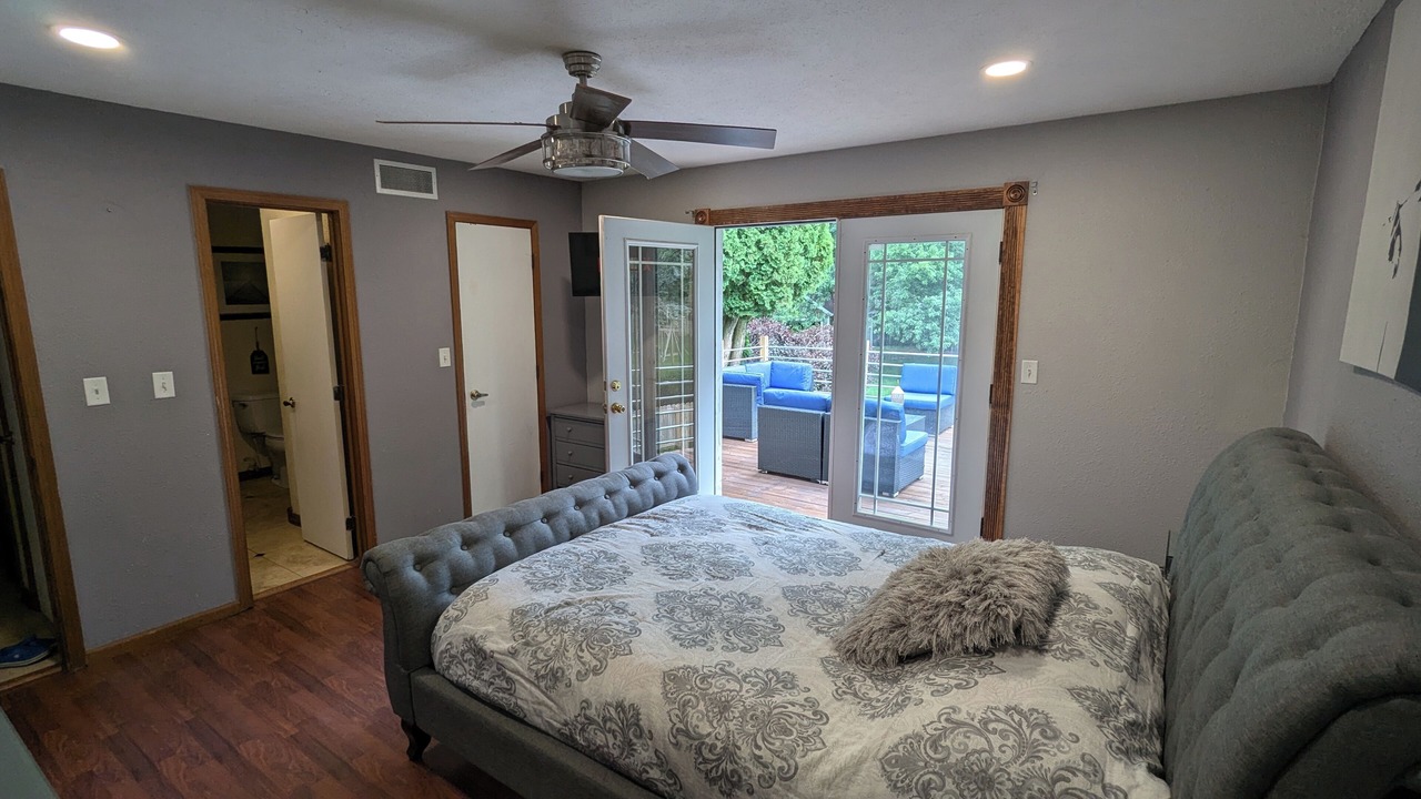 Photo of Bedroom in Loves Park