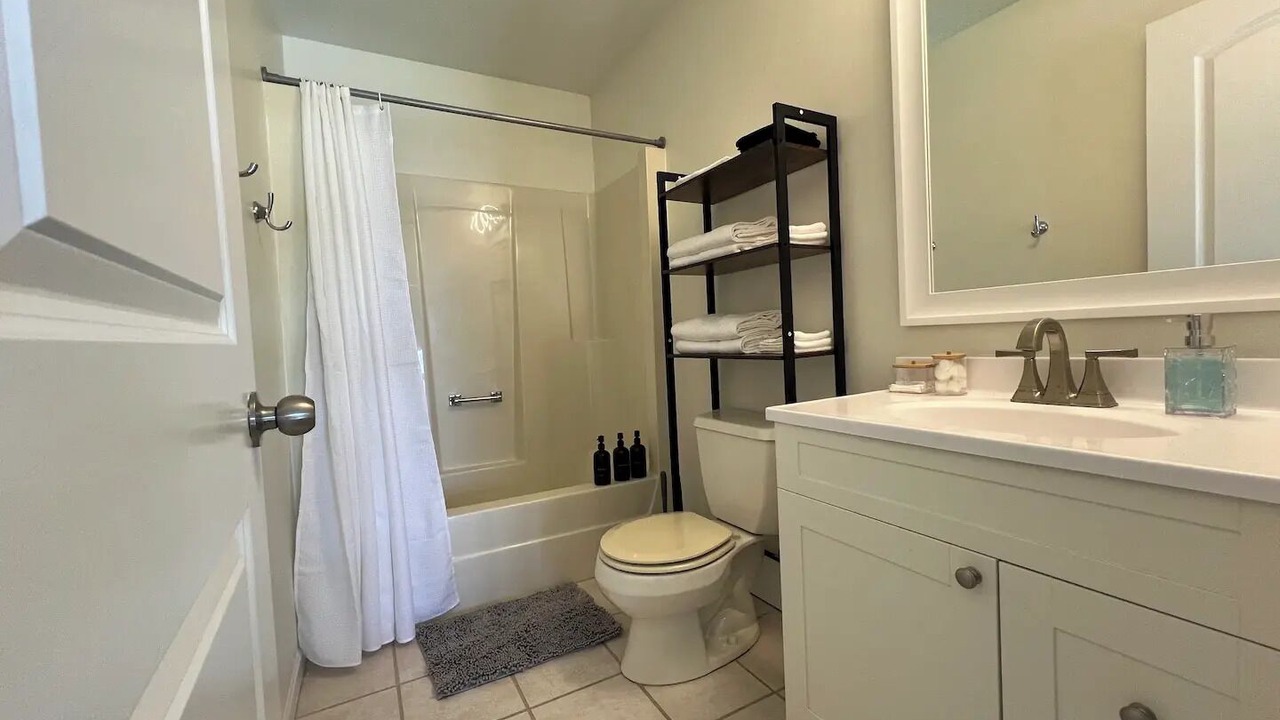 Photo of Bathroom in Manteno