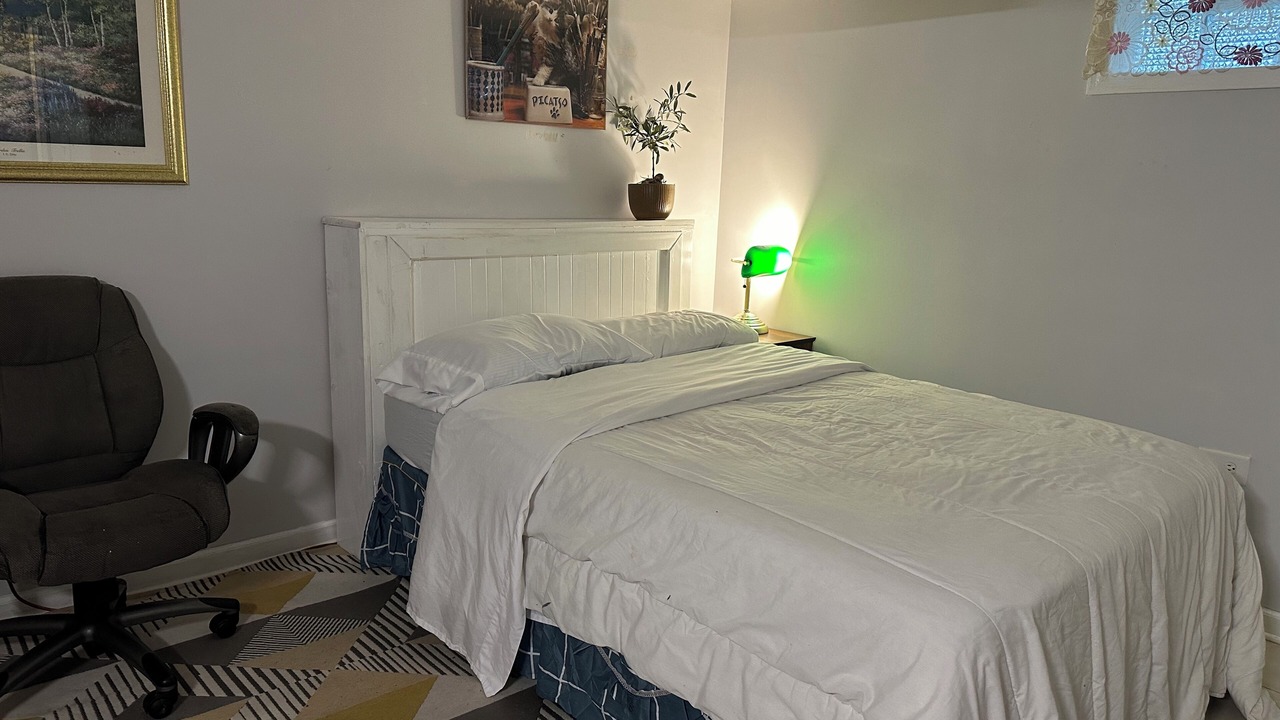 Photo of Bedroom in West Chicago
