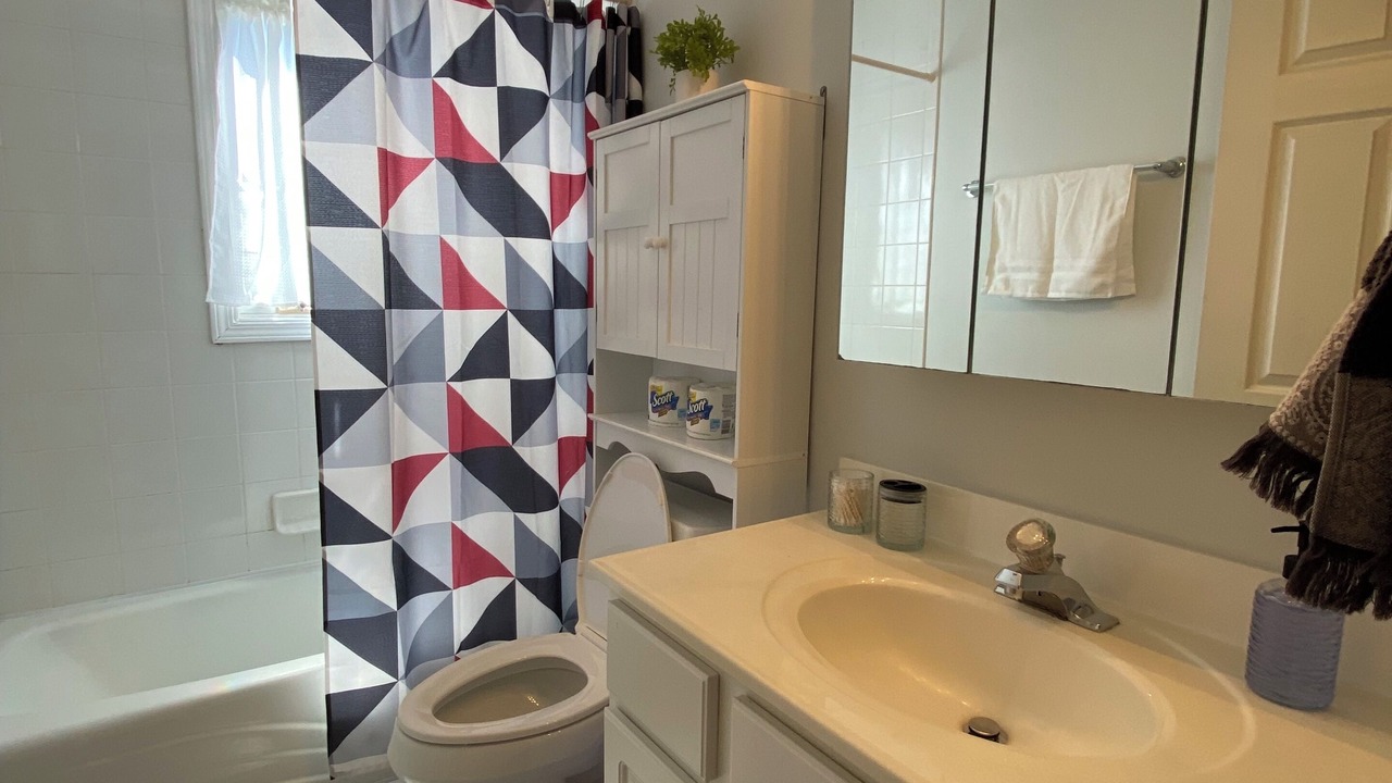 Photo of Bathroom in Irving Park