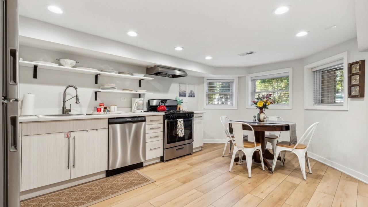 Photo of Kitchen in Logan Square