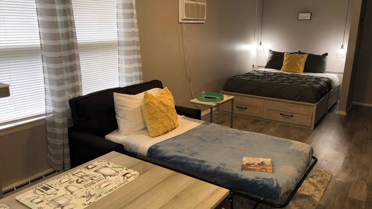 Photo of Bedroom in Oswego