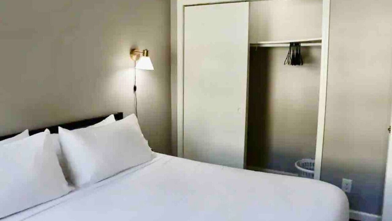 Photo of Bedroom in Yorkville