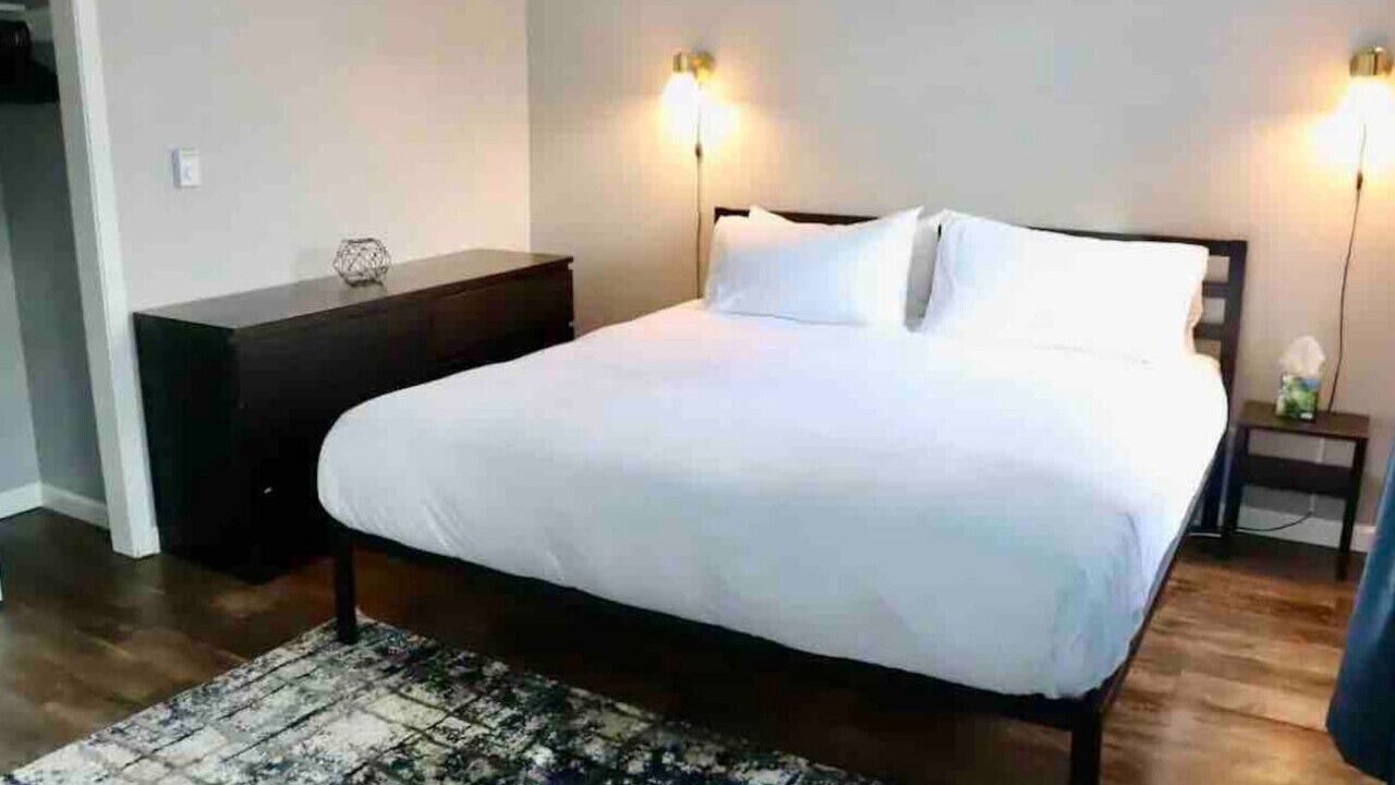 Photo of Bedroom in Yorkville
