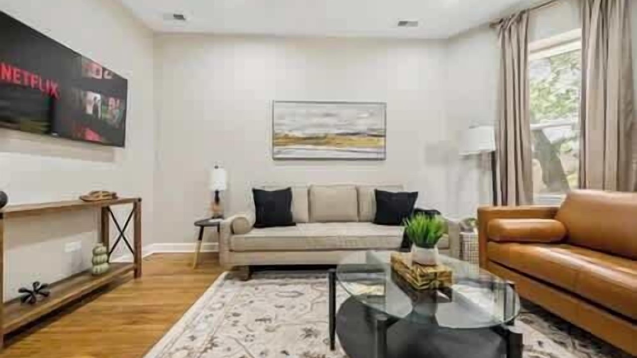 Photo of Livingroom in Berwyn