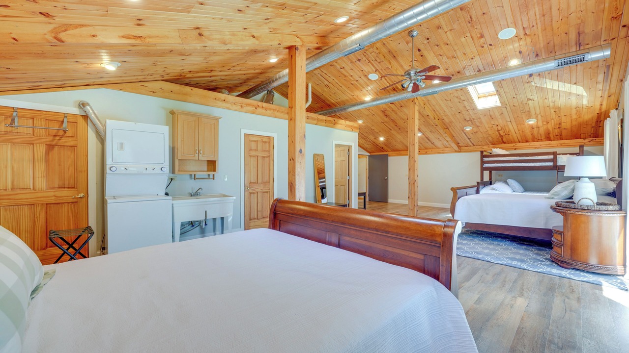 Photo of Bedroom in Warrenville