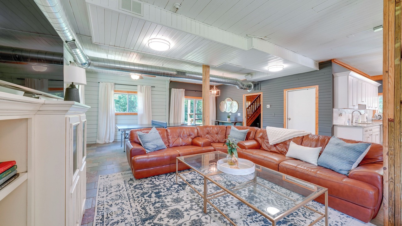 Photo of Livingroom in Warrenville