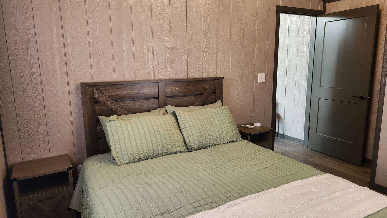 Photo of Bedroom in Sullivan