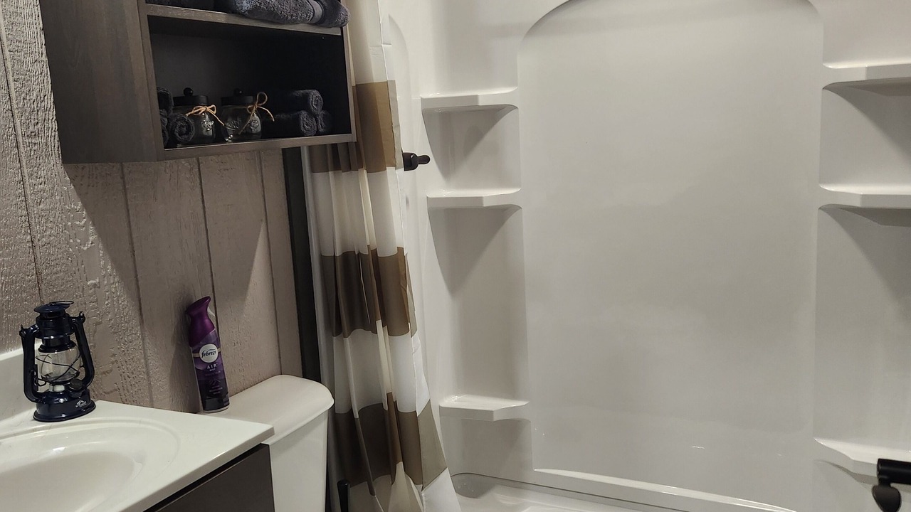 Photo of Bathroom in Sullivan
