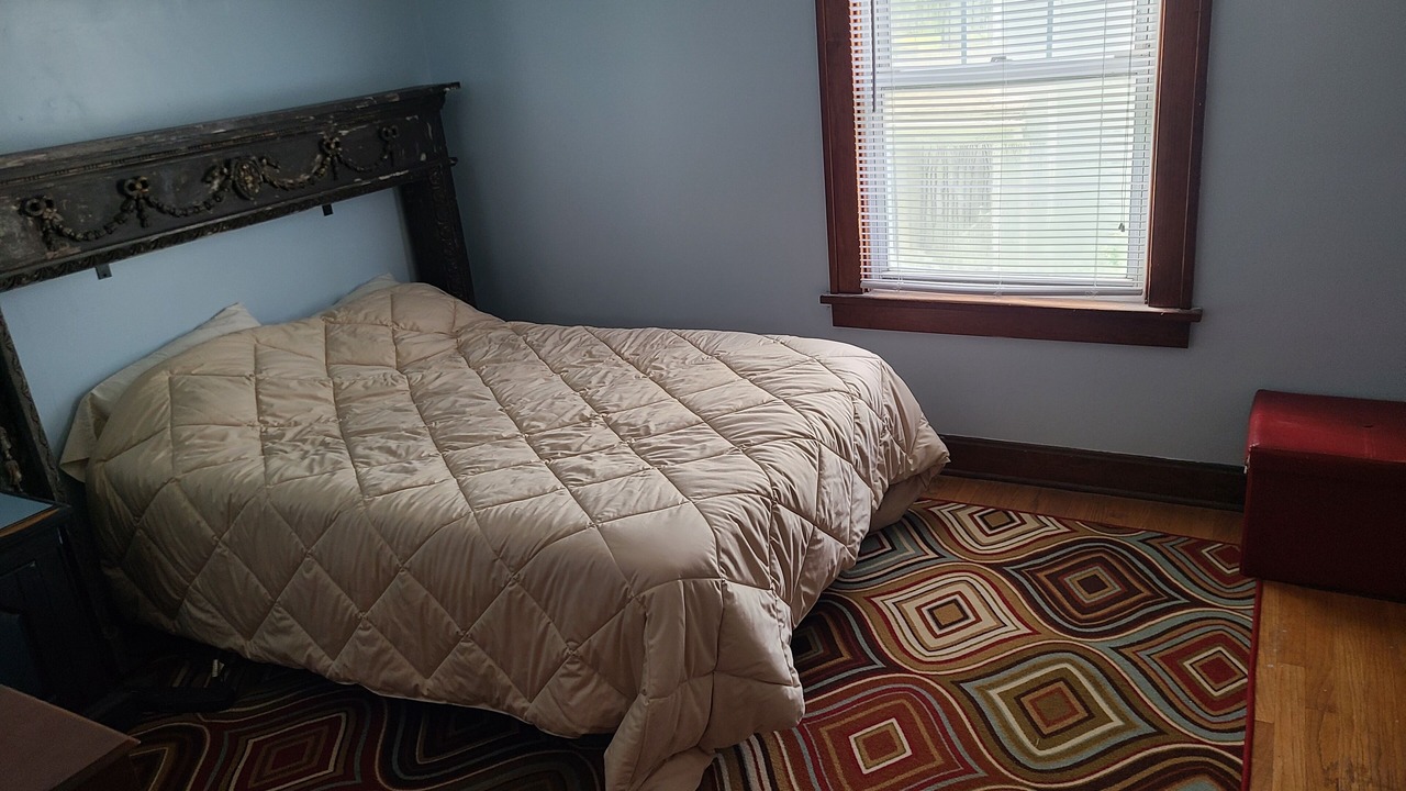 Photo of Bedroom in Alton