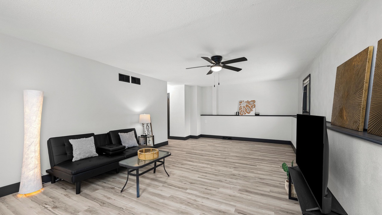 Photo of Livingroom in Rock Island