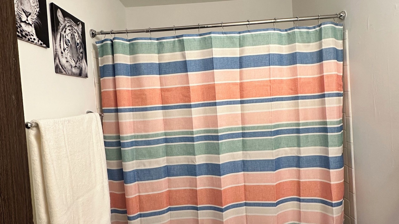 Photo of Bathroom in DeKalb
