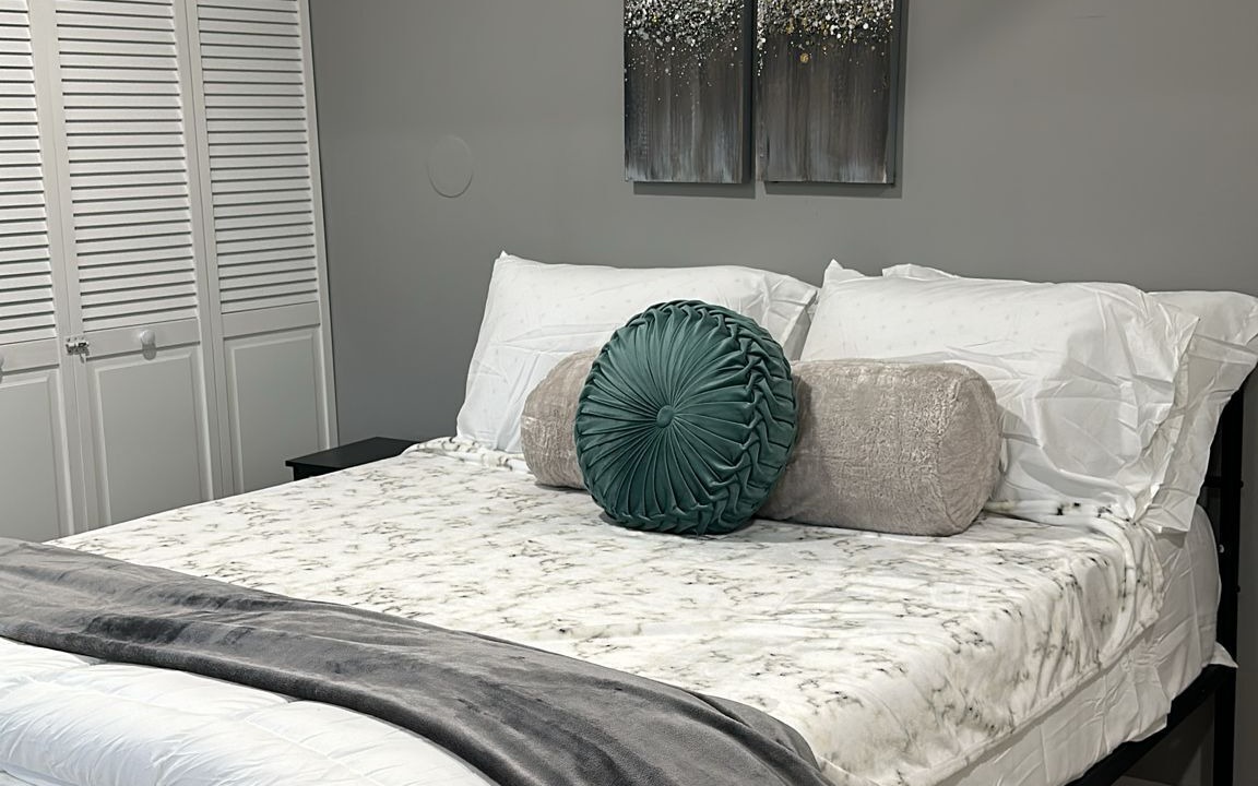 Photo of Bedroom in Franklin Park