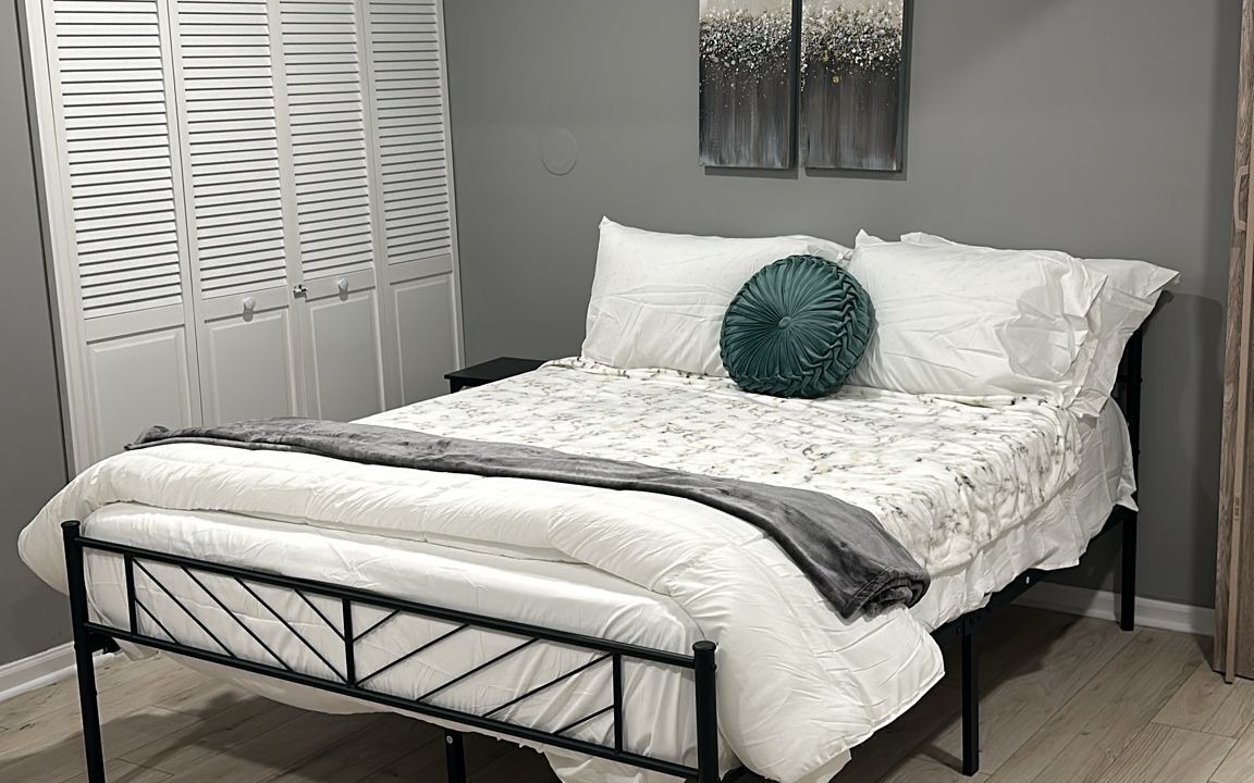 Photo of Bedroom in Franklin Park