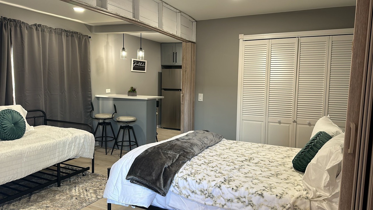 Photo of Bedroom in Franklin Park