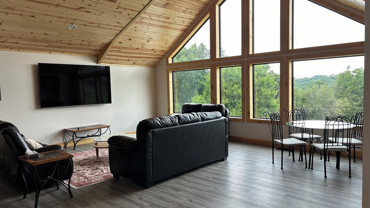 Photo of Livingroom in Galena