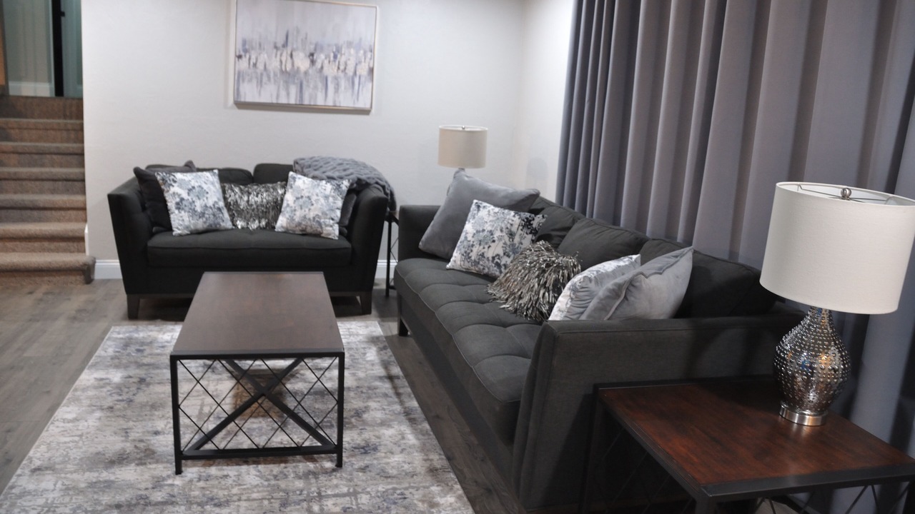 Photo of Livingroom in Canton