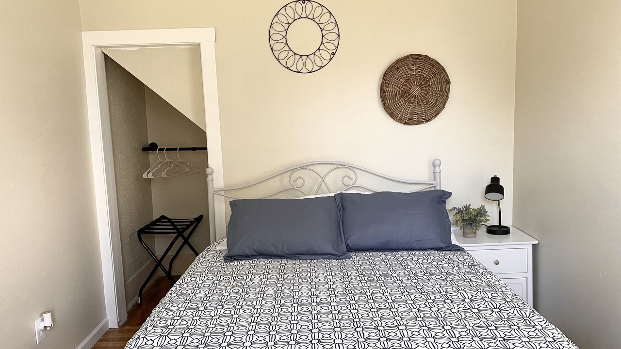 Photo of Bedroom in Hamilton