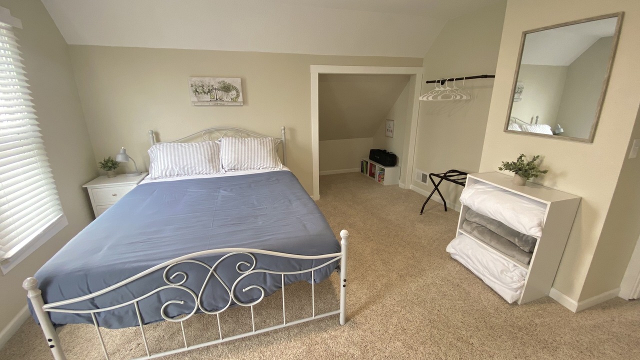 Photo of Bedroom in Hamilton