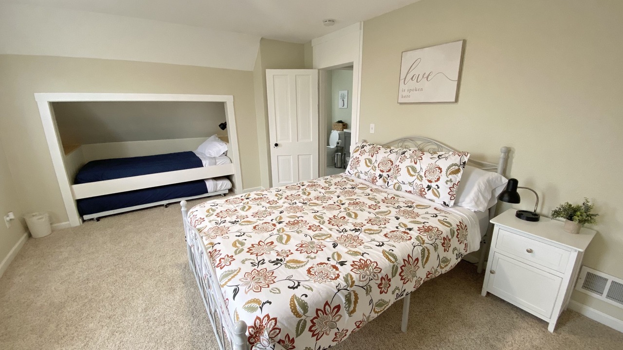 Photo of Bedroom in Hamilton