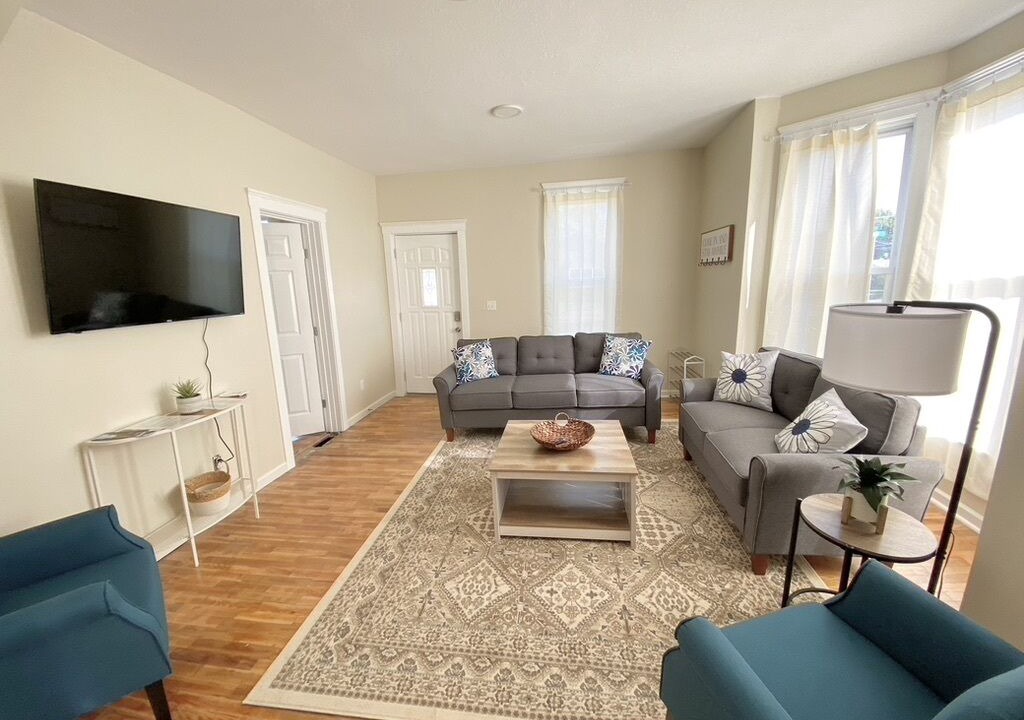 Photo of Livingroom in Hamilton