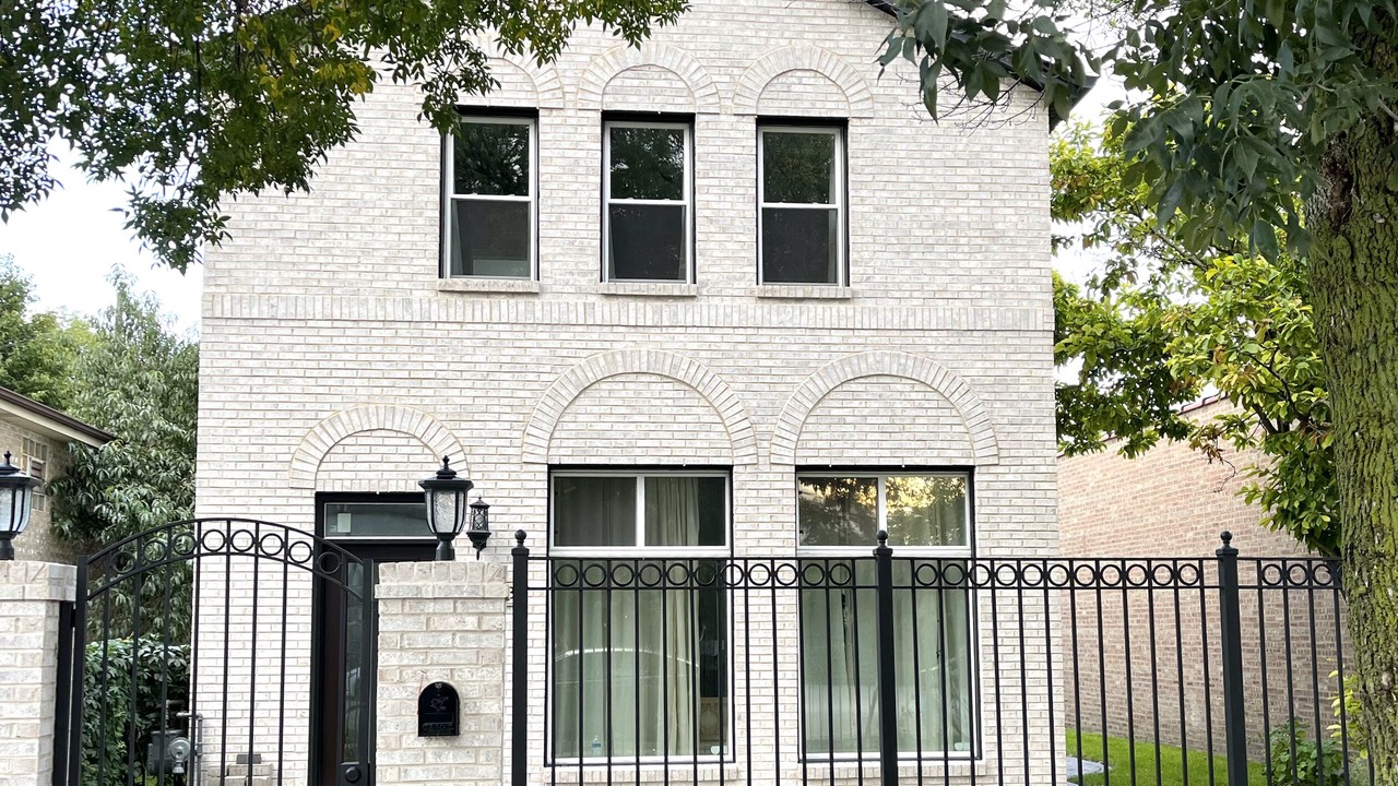 Photo of Outdoor in Logan Square