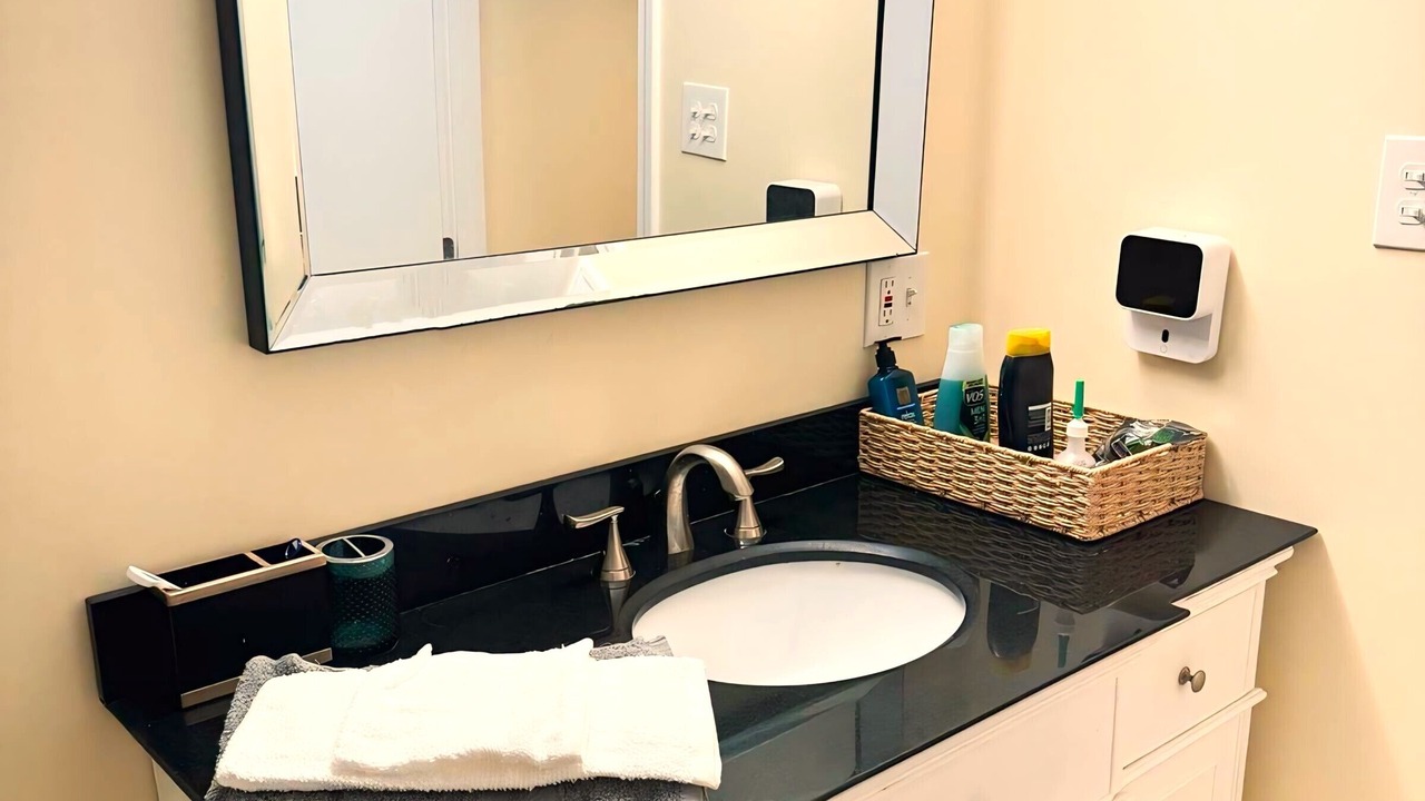 Photo of Bathroom in Roseland
