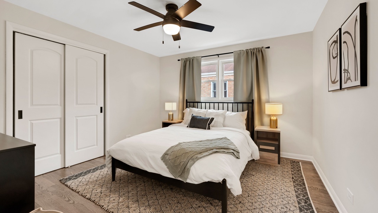 Photo of Bedroom in Evergreen Park