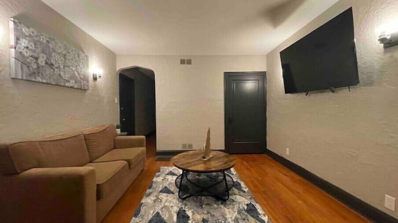 Photo of Livingroom in Gage Park