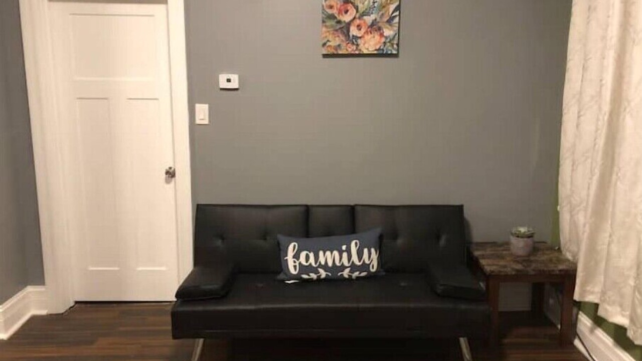 Photo of Livingroom in Little Village