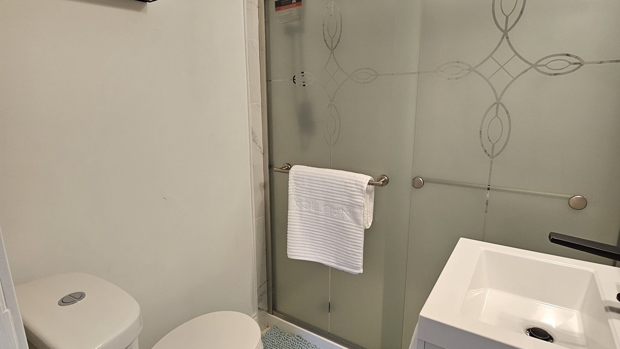 Photo of Bathroom in Waukegan