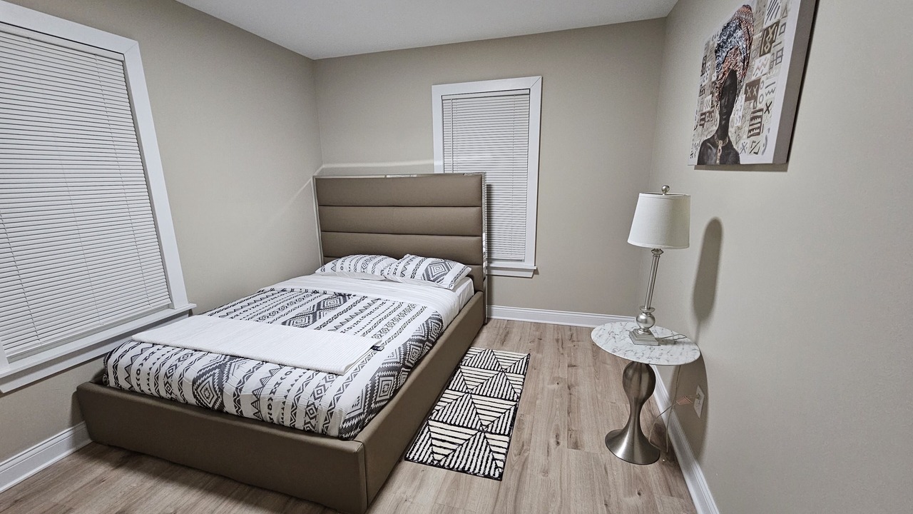 Photo of Bedroom in Waukegan