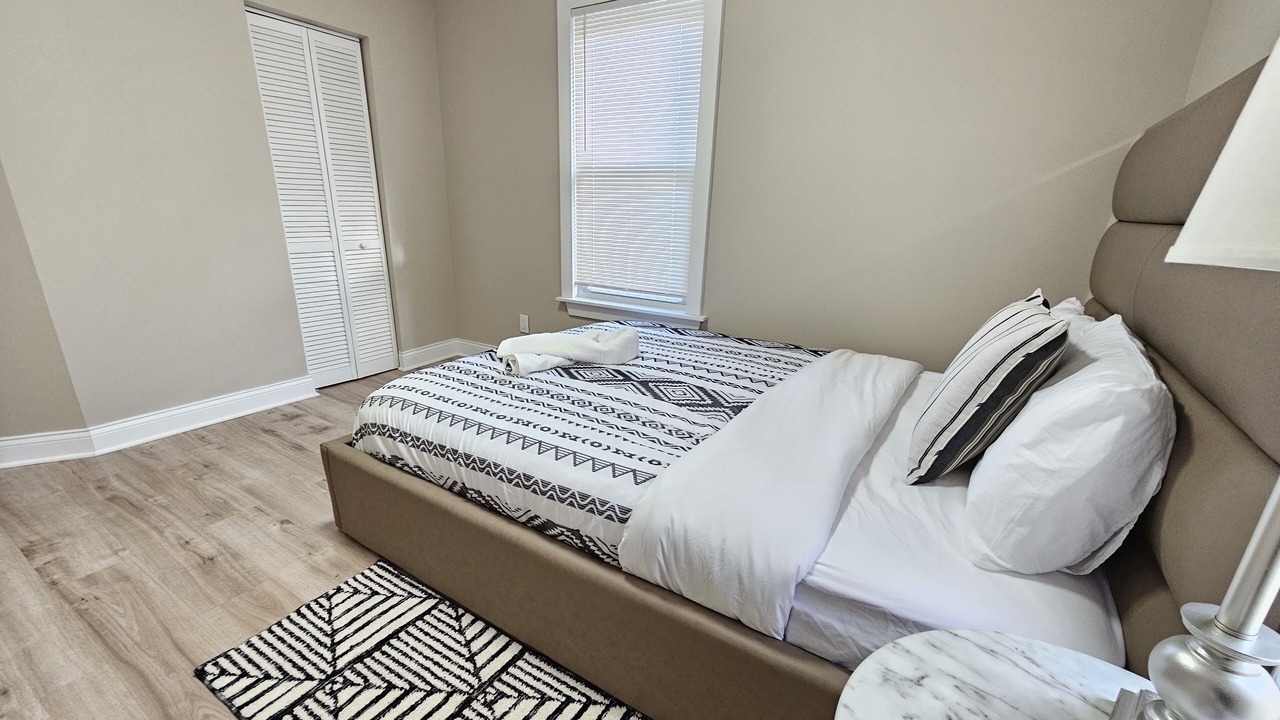 Photo of Bedroom in Waukegan