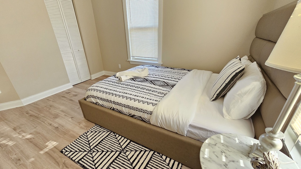 Photo of Bedroom in Waukegan