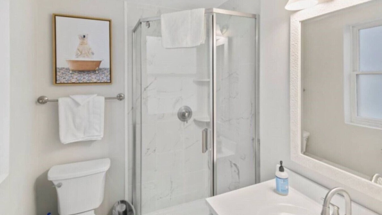 Photo of Bathroom in Russell