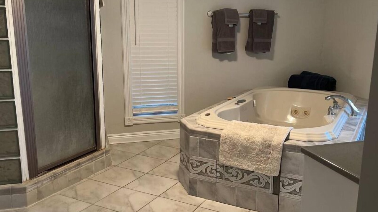 Photo of Bathroom in Ottawa