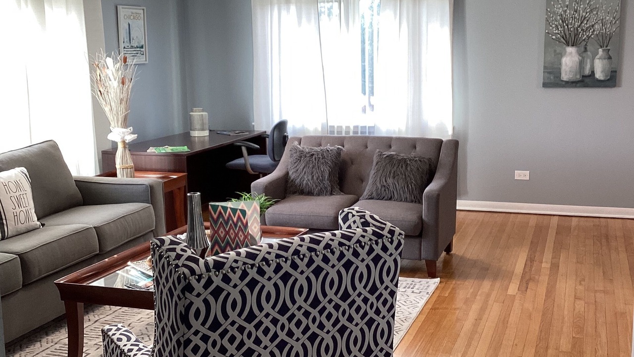 Photo of Livingroom in Oak Lawn