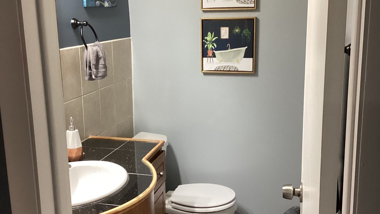 Photo of Bathroom in Oak Lawn