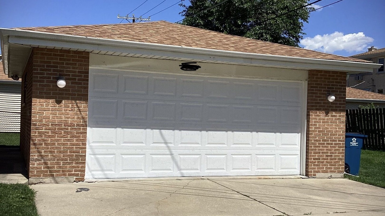 Photo of Outdoor in Oak Lawn