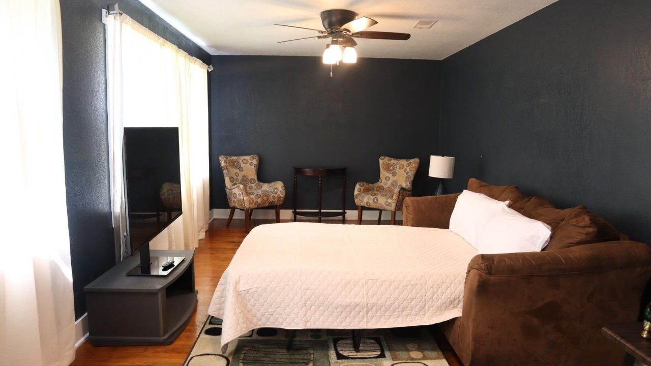 Photo of Bedroom in Decatur