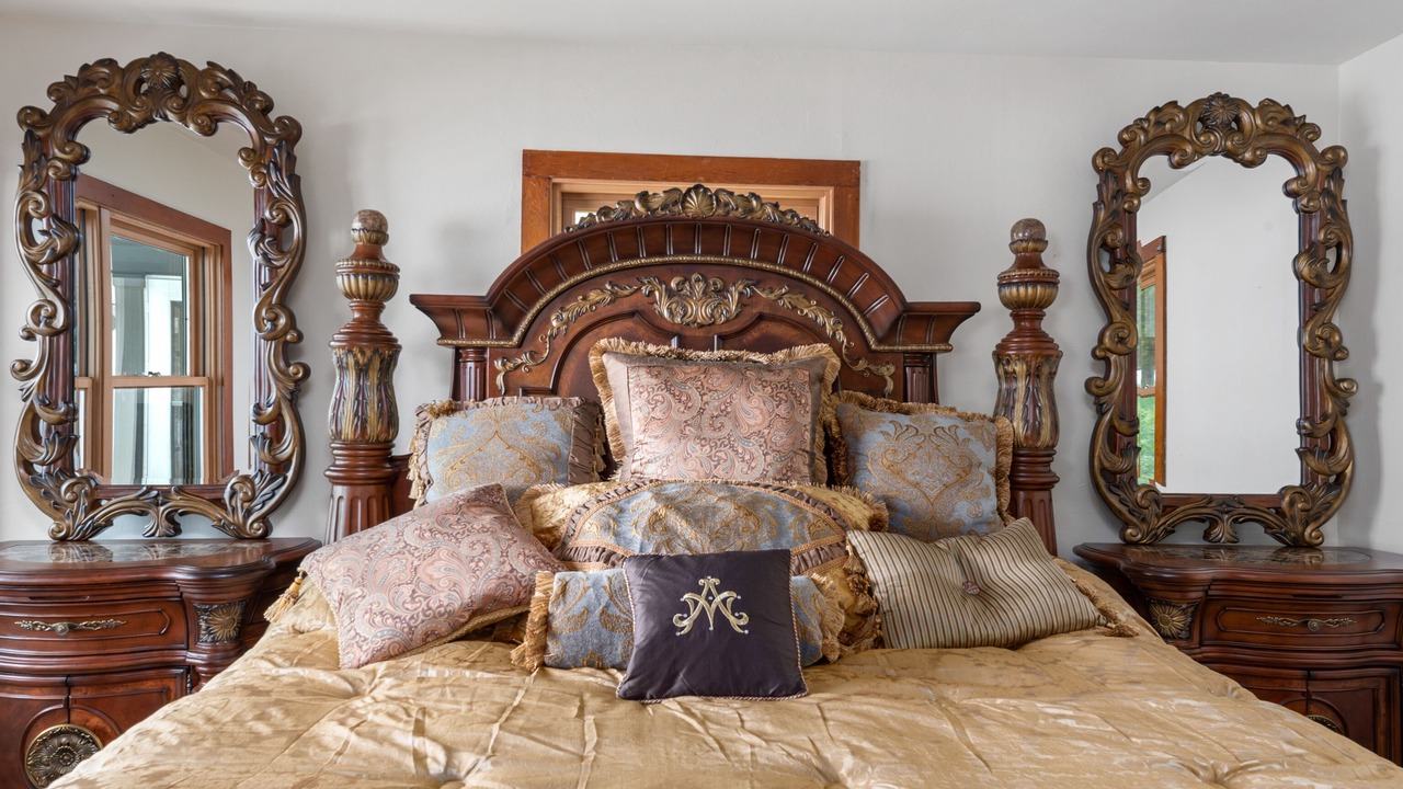 Photo of Bedroom in Nauvoo