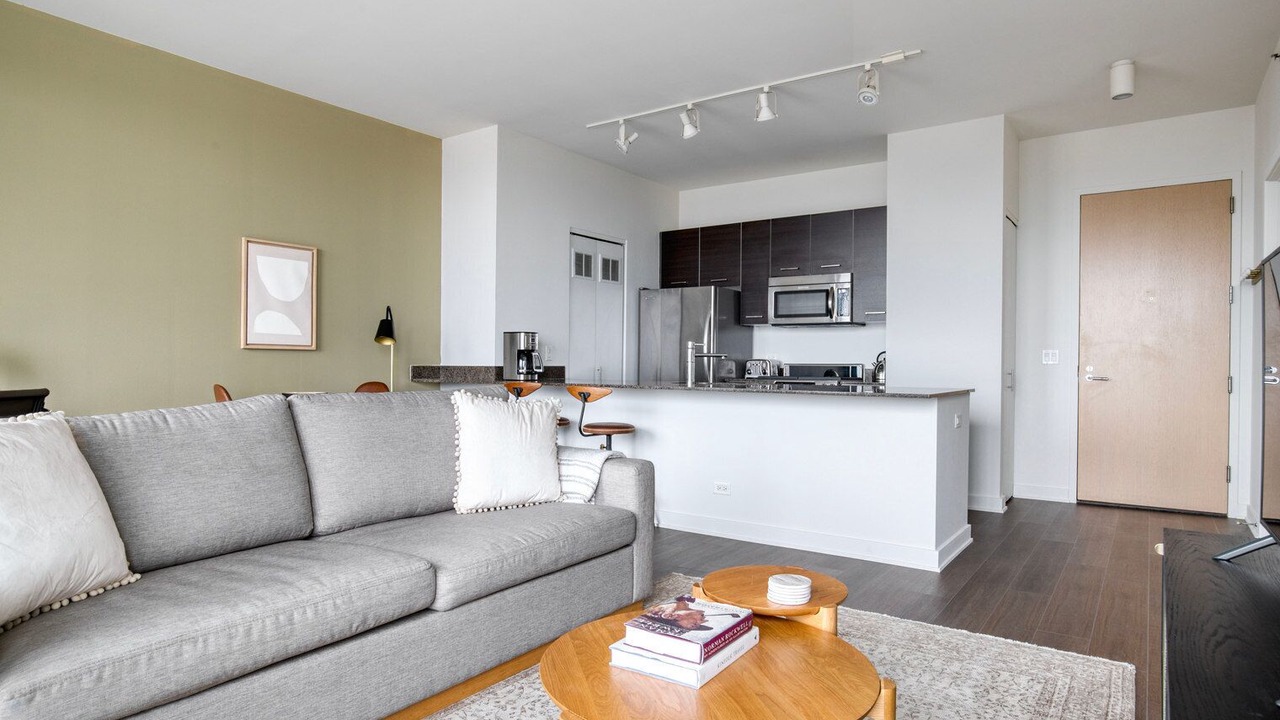 Photo of Livingroom in West Town