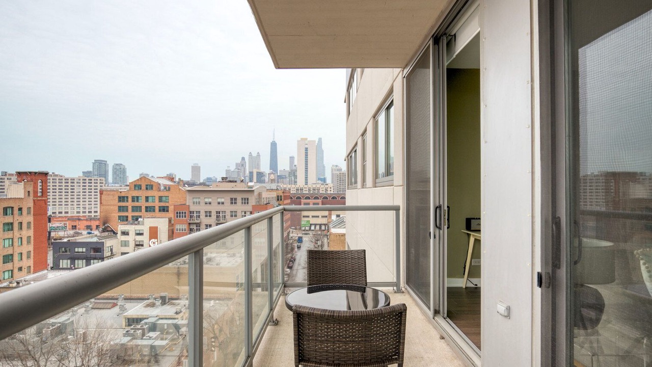 Photo of Outdoor in West Town