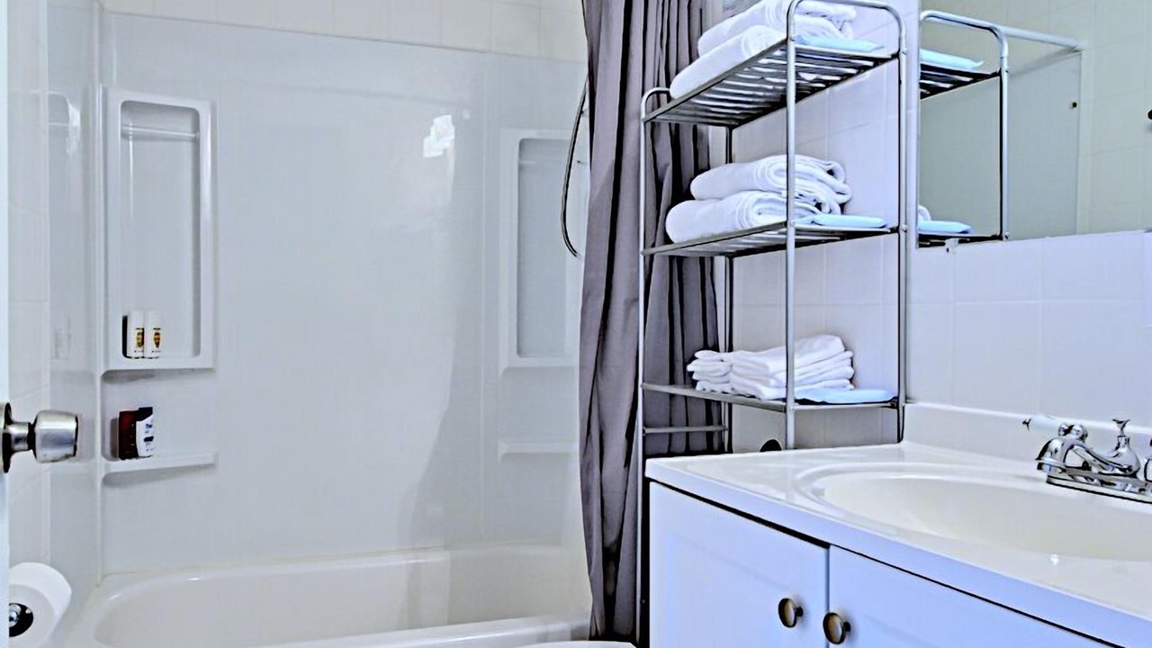 Photo of Bathroom in Village of Lakewood